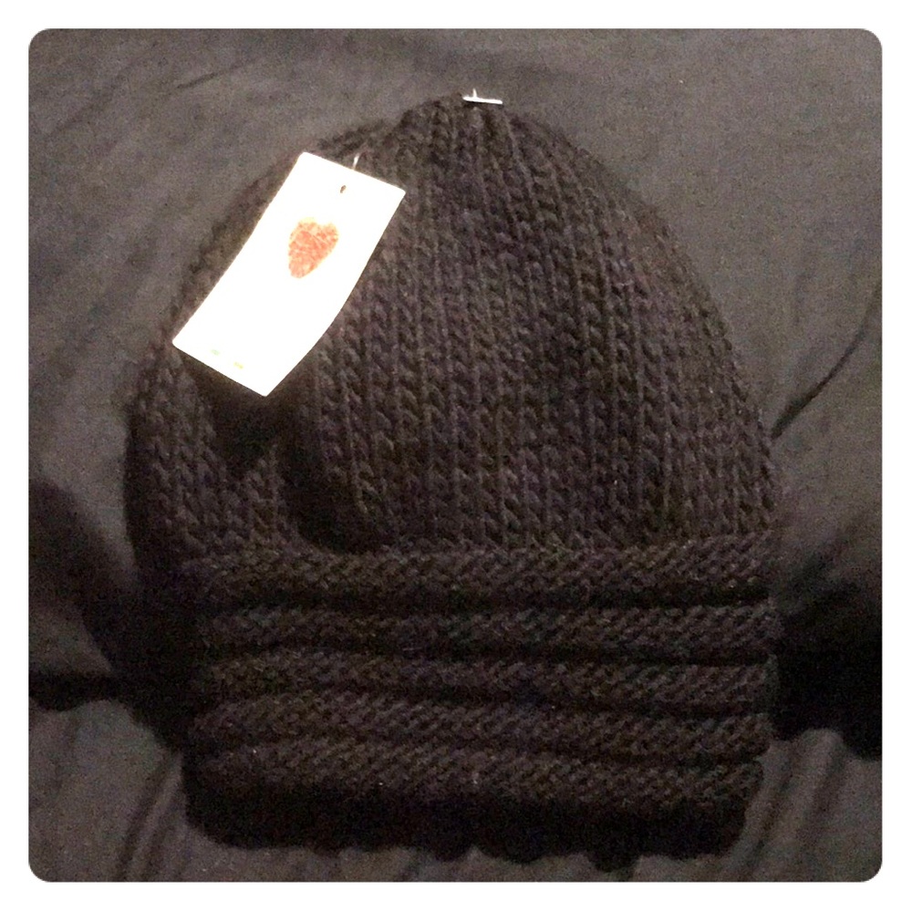 Black winter hat